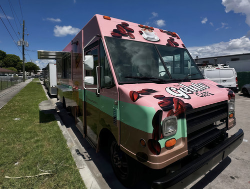 Foodtruck imbissanhänger - foodtruck,