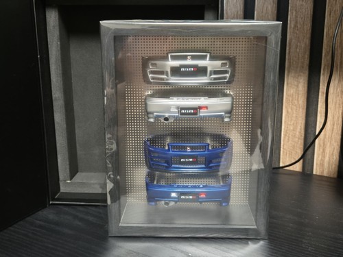 Motorhelix nissan skyline - 1:18,