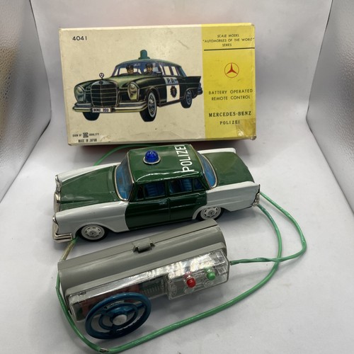 Mercedes benz polizeiwagen - mercedes,