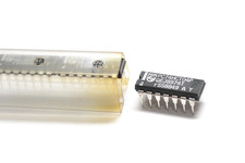 2x Hex High-Speed Inverter Philips Typ 74HCT04 / PC74HCT04P, TTL compatible, NOS