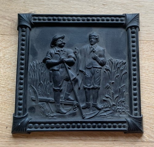 Relief wandteller eisen - relief, &