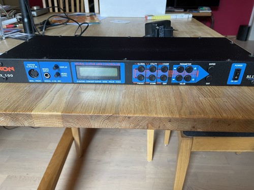 Axon 100 guitar midi - to,