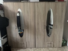 Kleiderschrank zu verkaufen