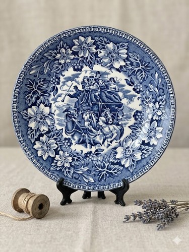 Vintage royal tudor ware - royal,