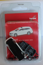 VW Passat Variant + Warnbalken   Minikit Herpa  1:87  013772