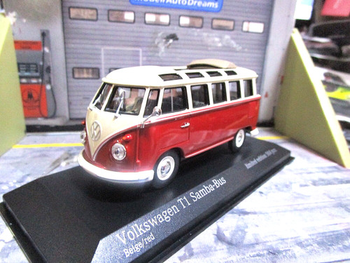 Volkswagen bus samba - t1,