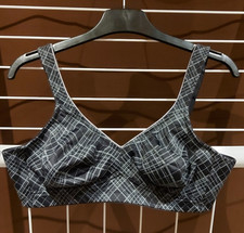 Rosa Faia by Anita BH Twin art