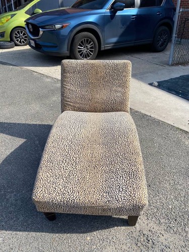 Chaise lounge chair used - lounge,