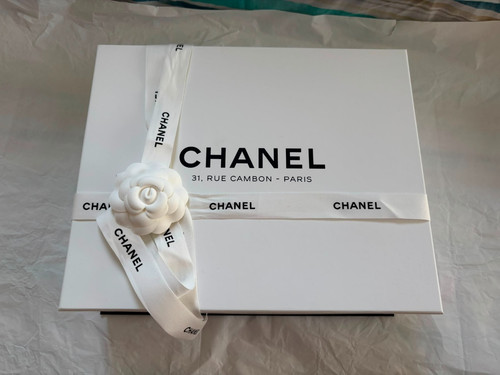 Chanel big box - big,