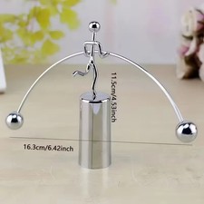 Edelstahl Balance Skulptur –