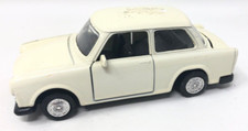 Trabant 601 S - Trabi DDR - Nr. 8677 - cremefarben - Friktionsantrieb