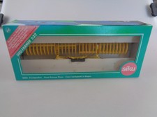 Siku Farmer Serie 2052 Frontpacker 1:32 (8852)