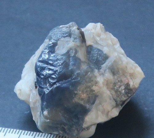 Saphir korund großer kristall - saphir,