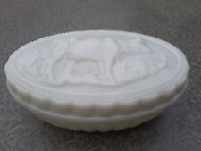 Opalinglas alte Butterdose Deckeldose mit Kuh