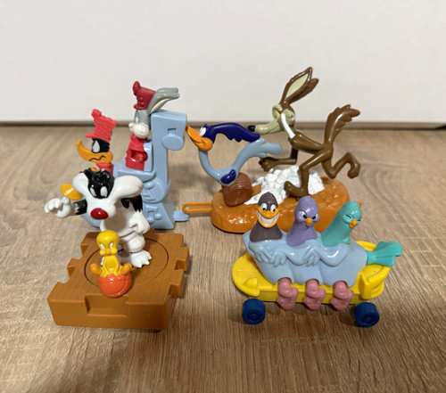 Looney tunes figuren - tunes, aus
