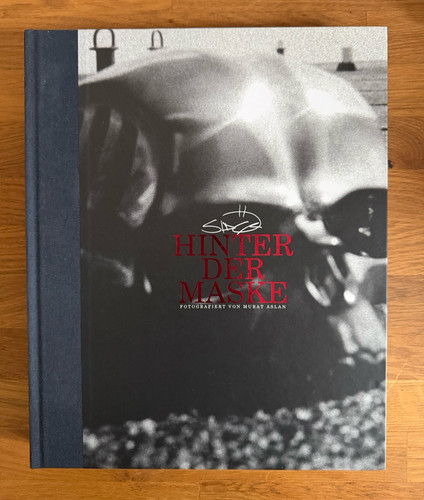 Kronjuwelen hinter der - der, maske