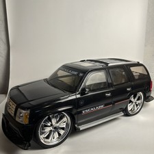 New Bright Cadillac Escalade