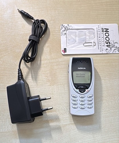 Nokia 8210 weiß geprüft - 8210,