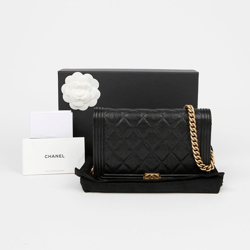Chanel boy woc shoulder - chanel,