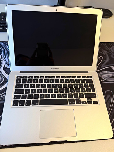 Apple macbook air - apple,