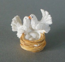 Taubenpaar im Nest Taube Turteltauben 2 cm hoch 1 Stück für Krippe Krippenfigur