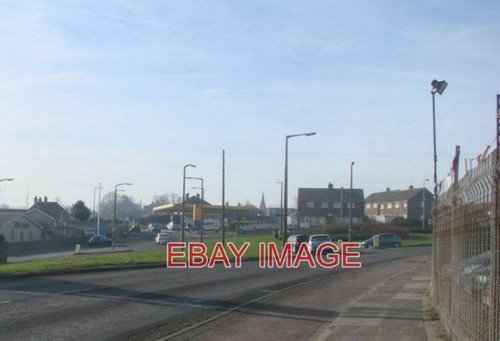 Foto burton road - road, kreisverkehr