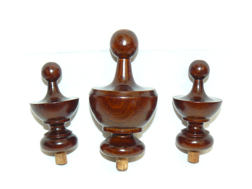 Drei neu angefertigte holz - drei,
