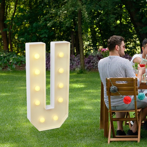 Förmig licht auf buchstaben - u-förmig,