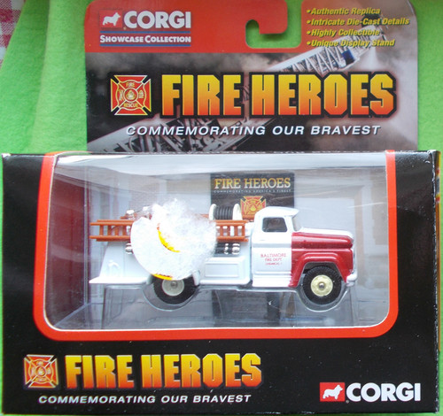 Corgi feuerwehr ambulance - corgi,