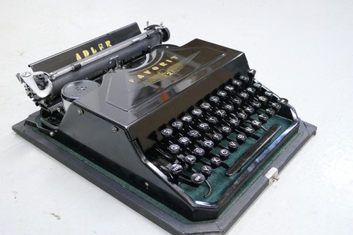 Alte schreibmaschine adler - schreibmaschine,