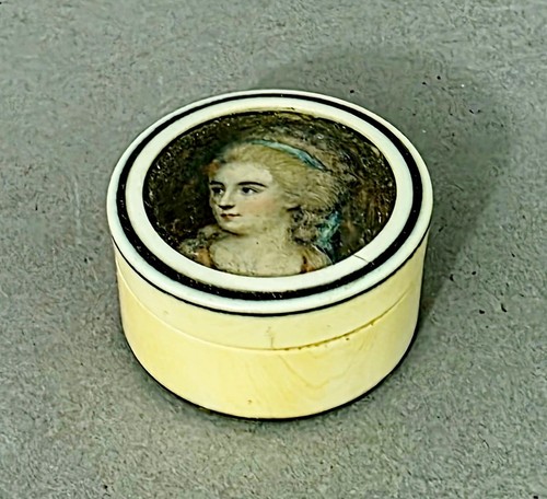 V0143 runde dose - runde, porträt