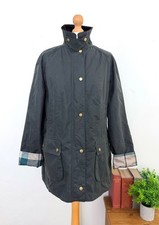 Neu BARBOUR Retail Beadnell