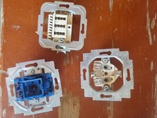 Steckdosen / Lichtschalter / Hausumbau / Renovierung / Steckdosenblenden 