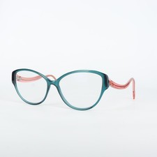  Caroline Abram QUEEN IV 207