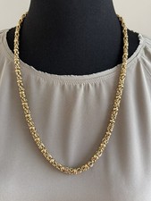 Goldene Kette Marke Pierre