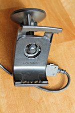 GARMIN Montana Fahrzeughalterung mit Saugnapf und Stecker für den Zigarettenanz.