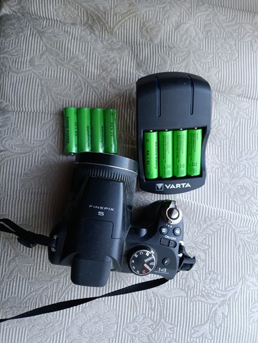 Fujifilm finepix s4000 series - fujifilm,