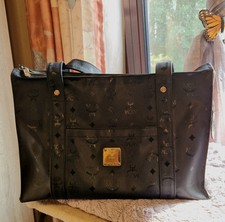 MCM Shopper schwarz
