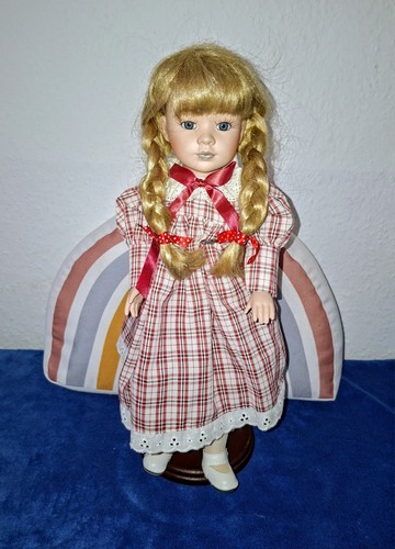 🎀Vintage🎀Porzellanpuppe?