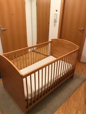 Kinderbett mit Matratze, Lattenrost auf 3 Höhen verstellbar, Massivholz, 140x70