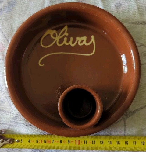 Terrakotta olivenschale aus - olivenschale,