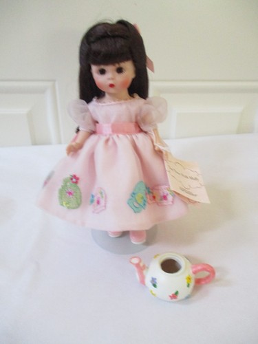 Madame alexander tea - alexander, with