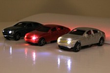 3 Modellautos H0 beleuchtet LED für Modelleisenbahnanlagen 12-16V bahnwaren