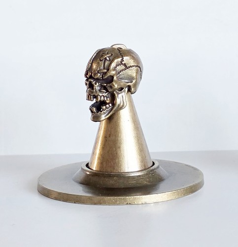 Dämon skull pyramid - pyramid, bead
