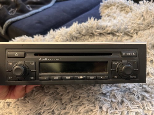 Audi concert radio - in, sehr