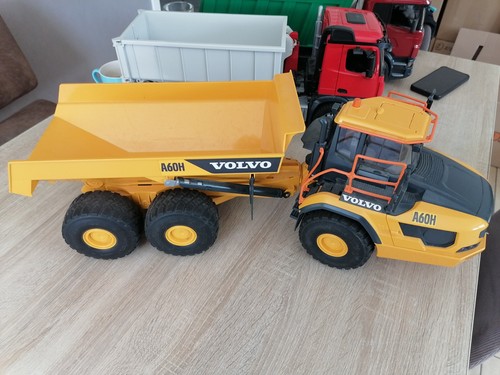 Bruder volvo dumper - bruder,