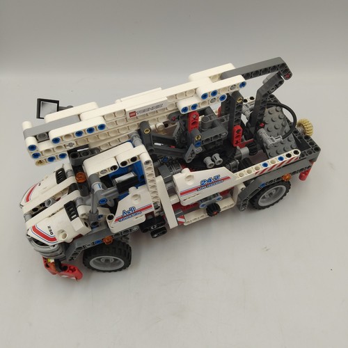 Lego technic 2in1 - bucket, truck
