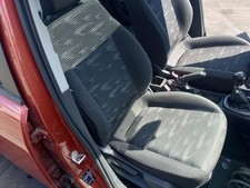 Opel Corsa D orig Sitz vorn rechts Beifahrersitz 5Trg 70Tkm Bj 2012