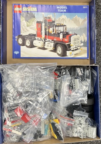 Lego model team - 5571, giant