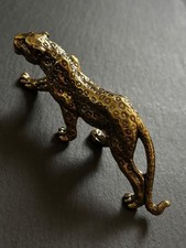 Leopard aus Massivmessing |
